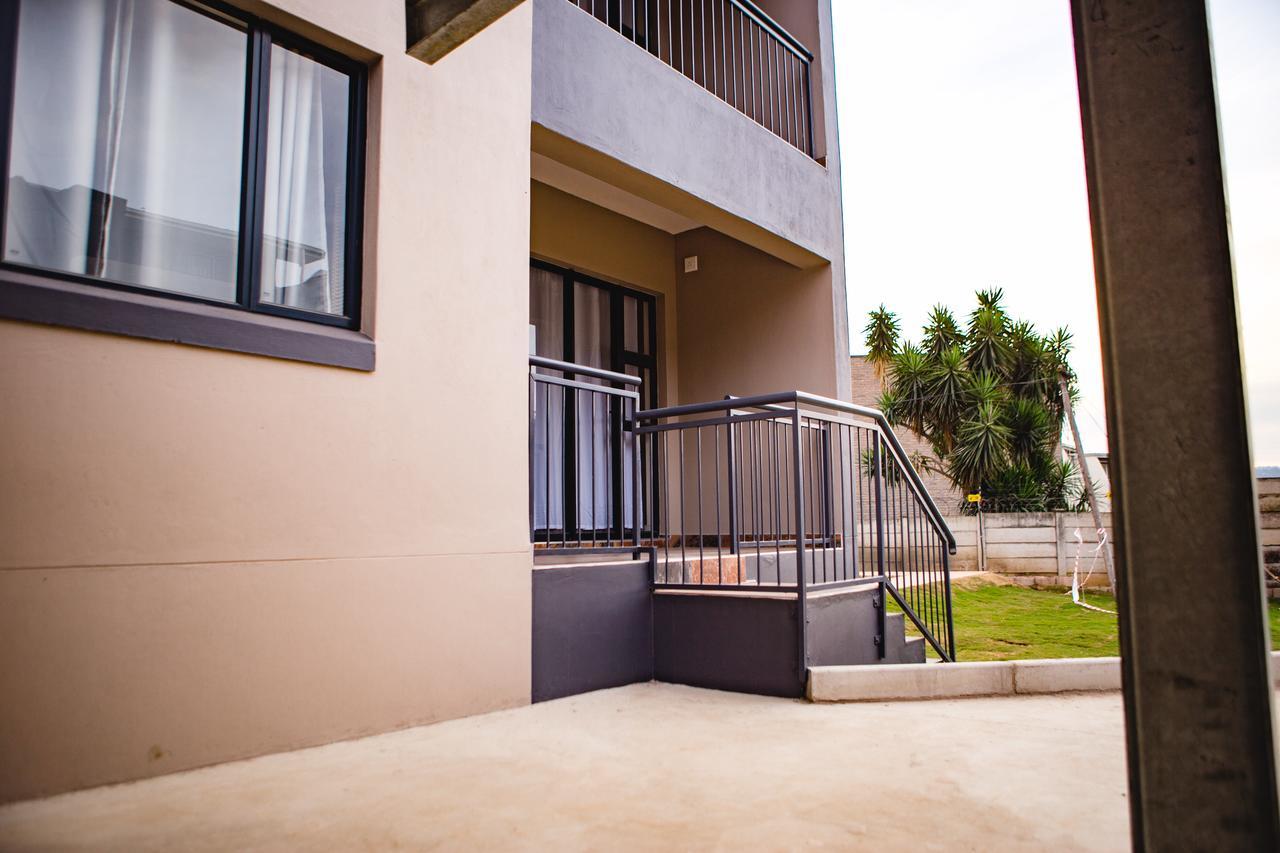 The Living Collective Apartments Pietermaritzburg Buitenkant foto
