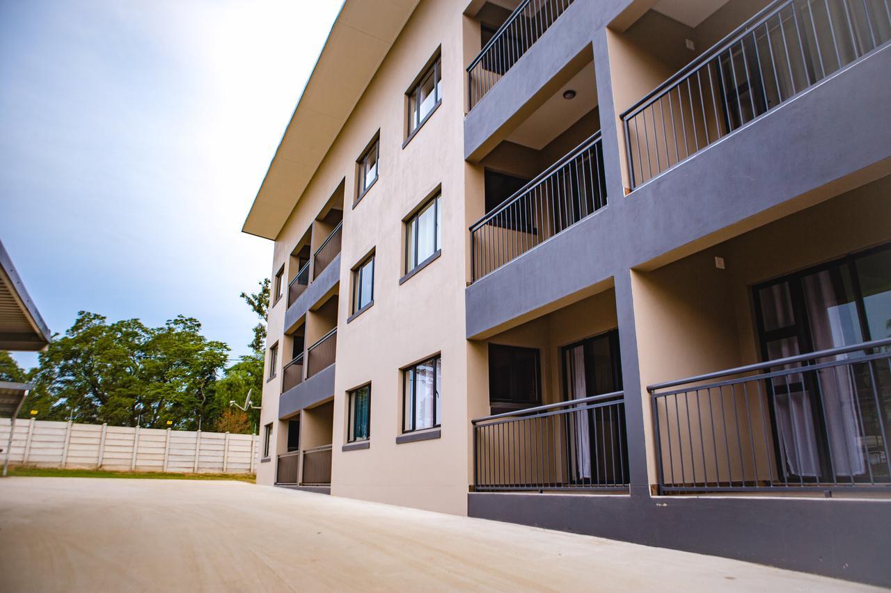 The Living Collective Apartments Pietermaritzburg Buitenkant foto