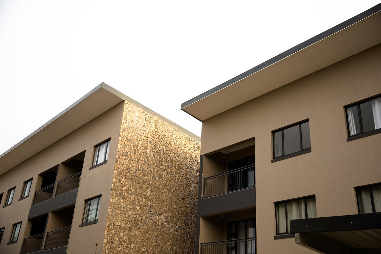 The Living Collective Apartments Pietermaritzburg Buitenkant foto